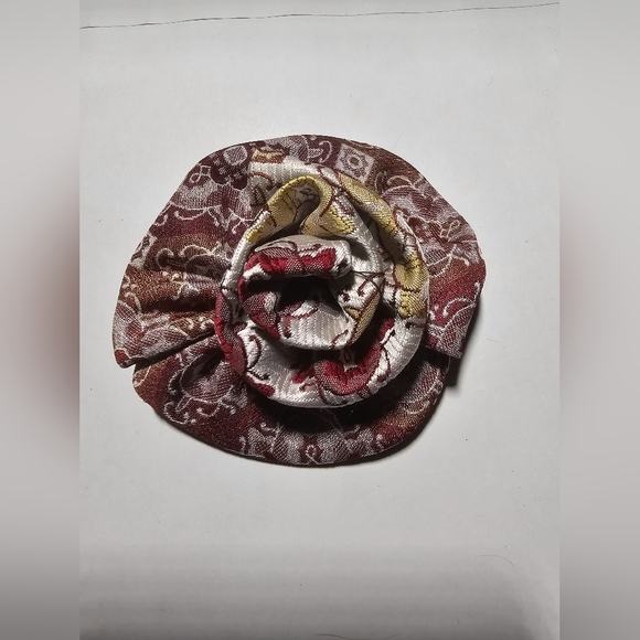 Camelia flower tie scarf maroon tan corsage brooch pin unisex formal event luxur - Picture 6 of 10